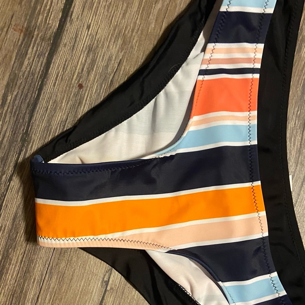 super cute bikini bottoms, easy to match, cute